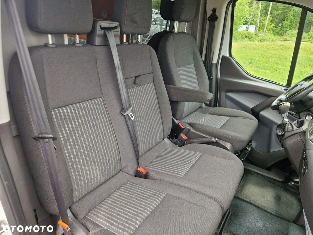 Ford Transit Custom - 23