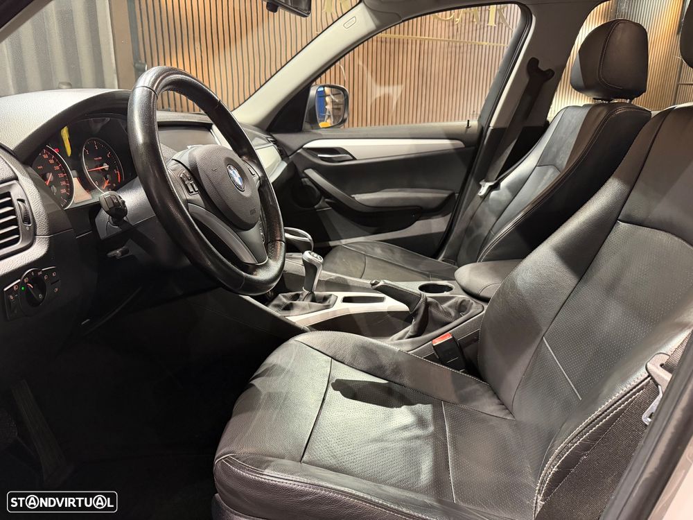 BMW X1 18 d sDrive Line Sport - 16