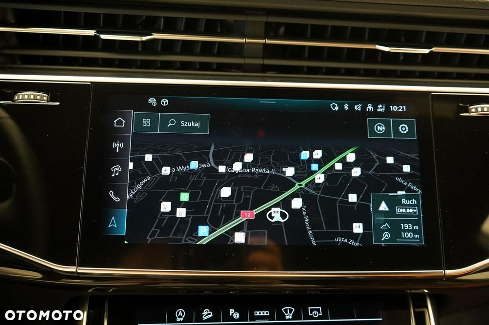 Audi Q8 - 33