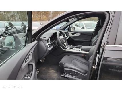 Audi Q7 - 7