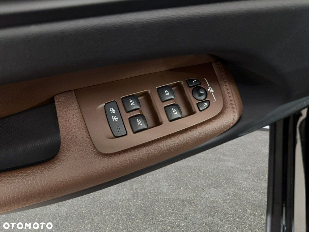 Volvo XC 60 - 34