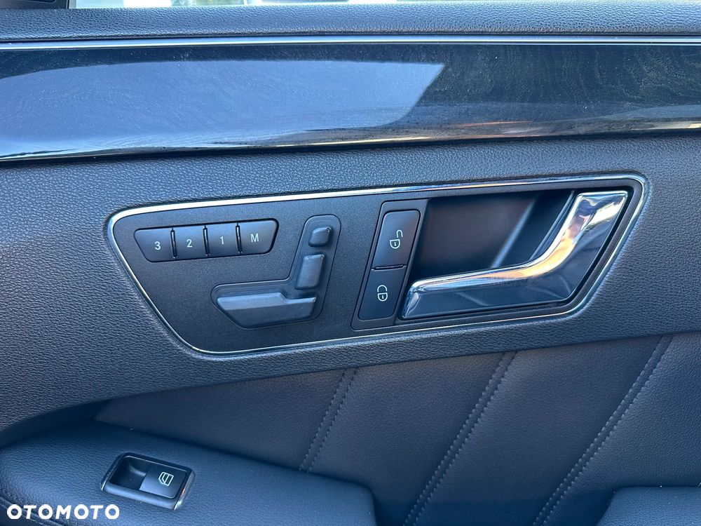Mercedes-Benz Klasa E 350 4Matic 7G-TRONIC Avantgarde - 18