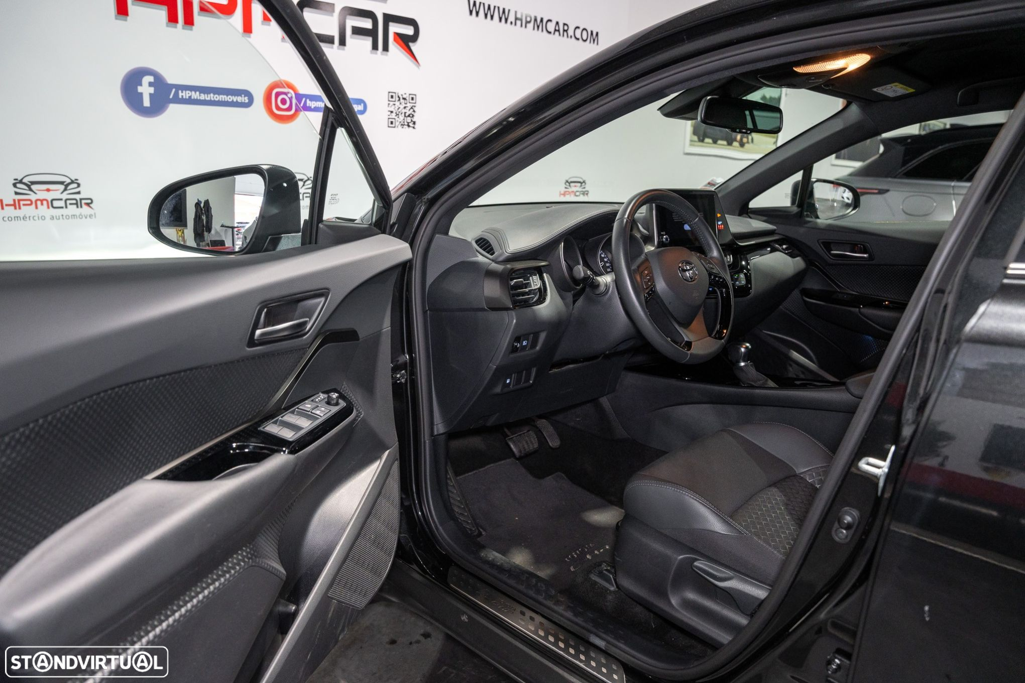 Toyota C-HR 1.8 Hybrid Exclusive - 18