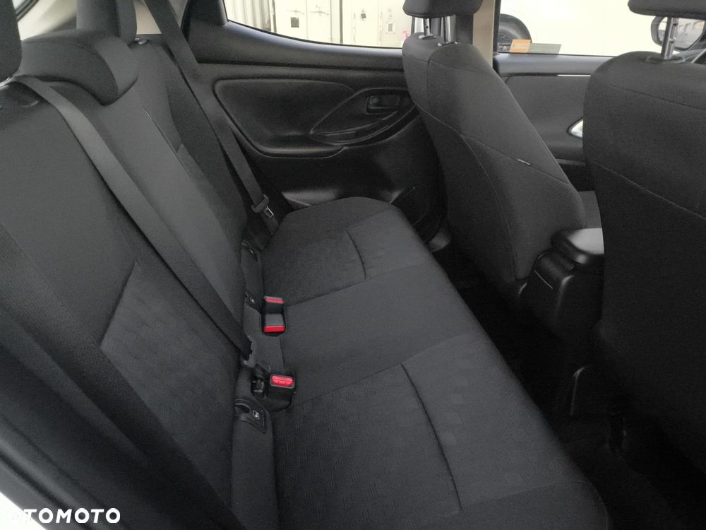 Toyota Yaris - 22