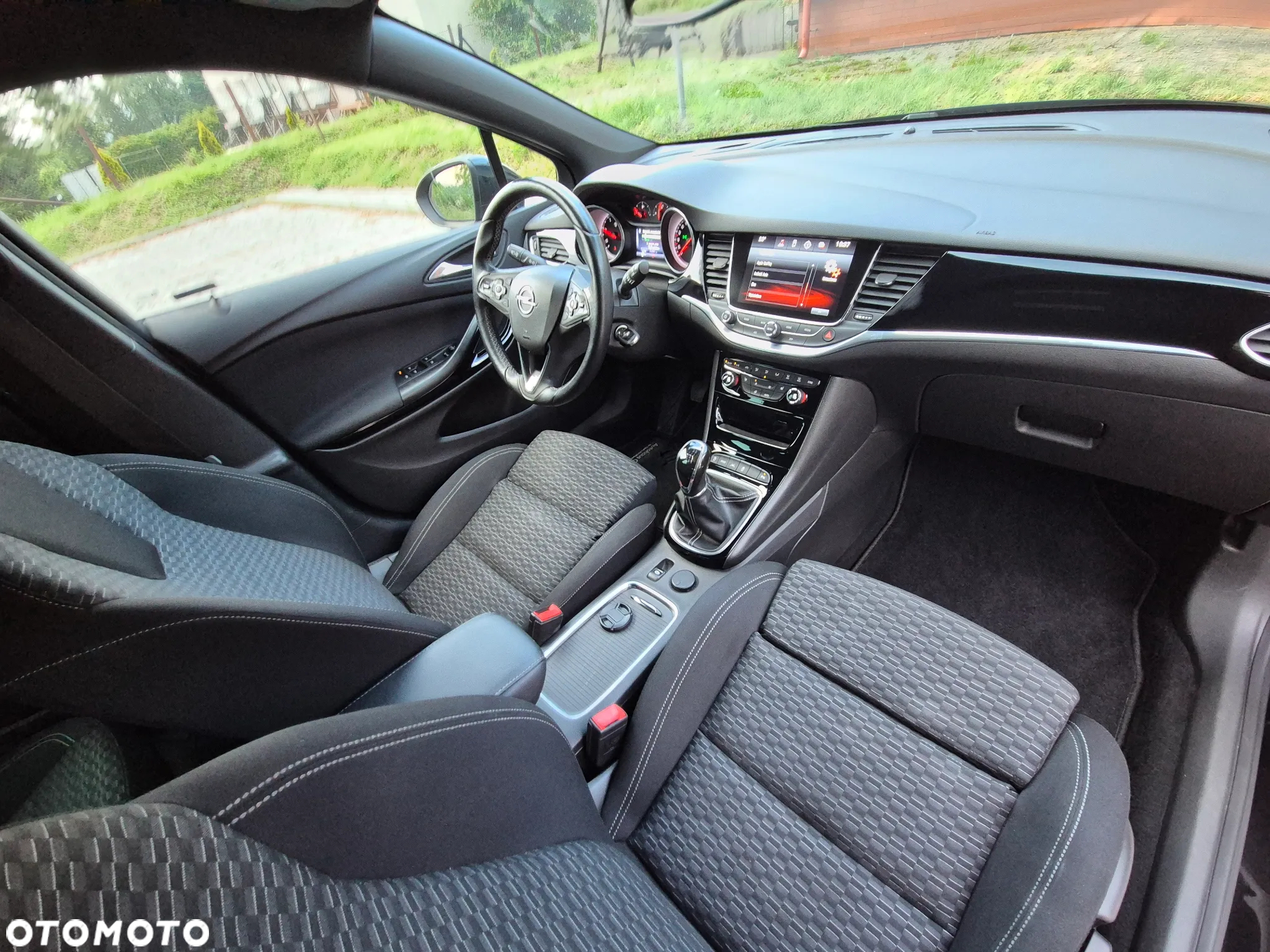 Opel Astra - 9