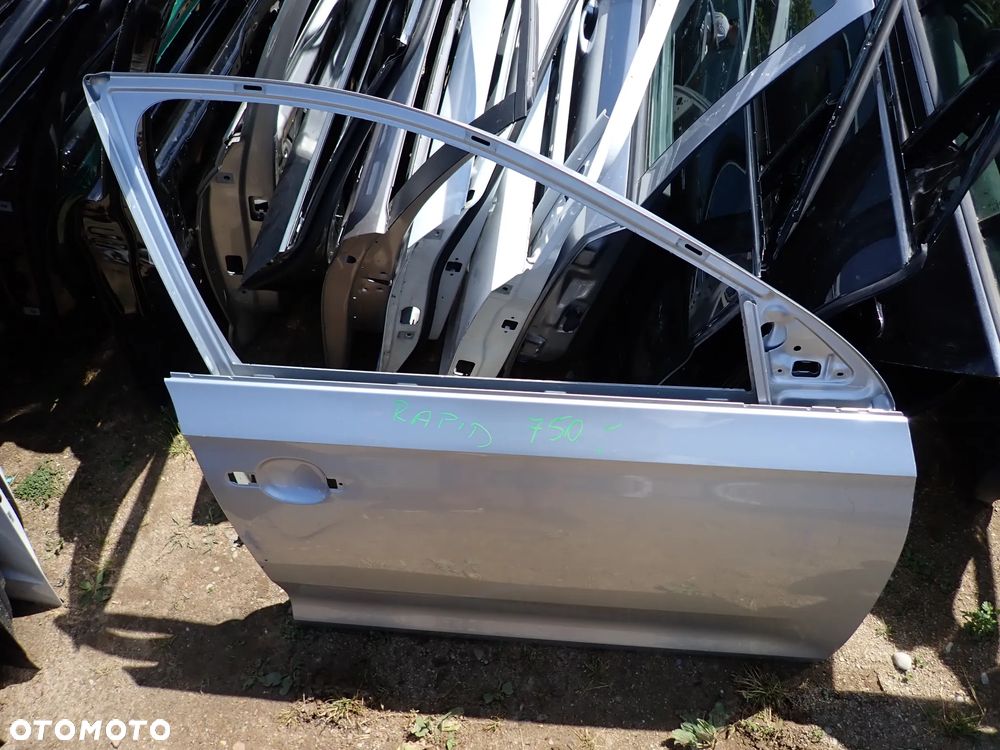 SKODA RAPID DRZWI PRAWE PRZÓD PRZEDNIE - 3