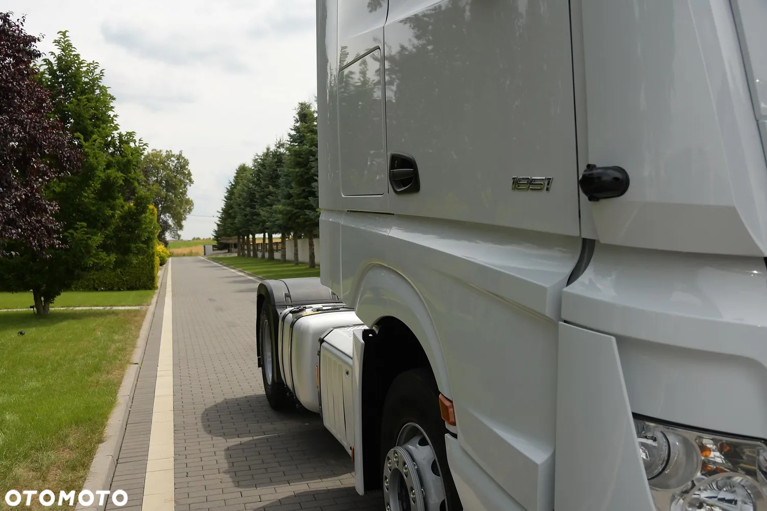 Mercedes-Benz ACTROS - 3