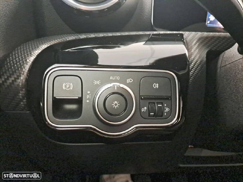 Mercedes-Benz A 180 d - 14
