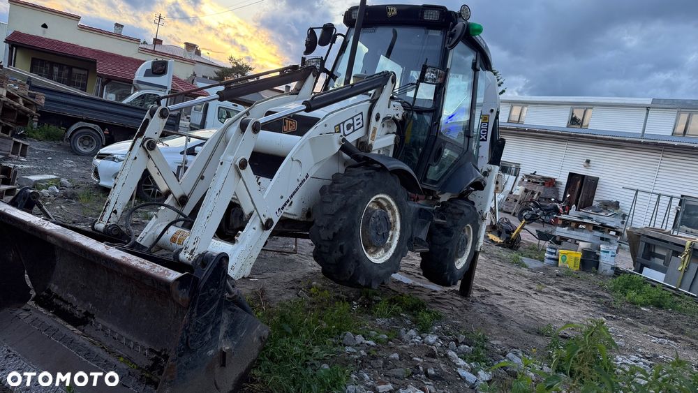 JCB 2cx - 19