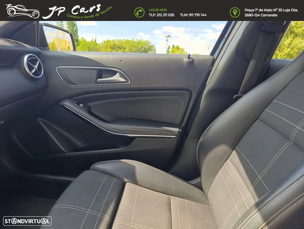 Mercedes-Benz A 180 d AMG Line - 20