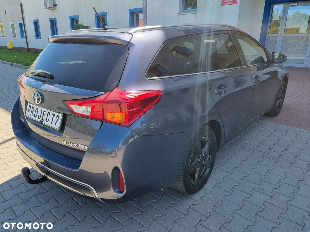 Toyota Auris 2014 photo 4