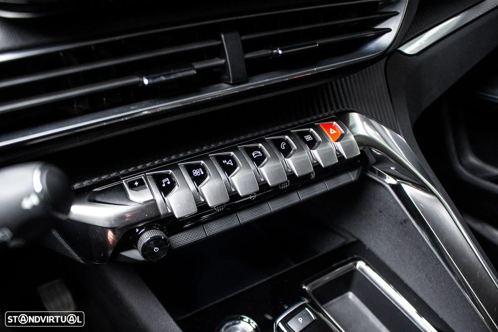 Peugeot 3008 1.6 Hybrid Allure e-EAT8 - 23