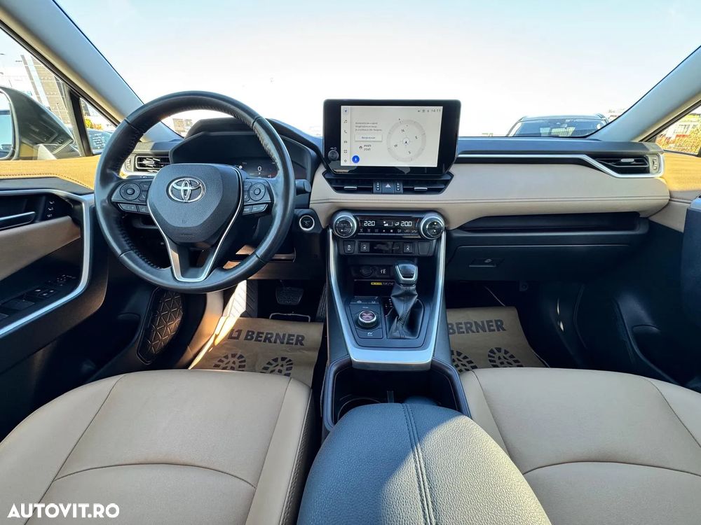 Toyota RAV4 - 24
