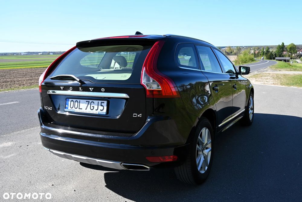 Volvo XC 60 D4 Momentum - 5