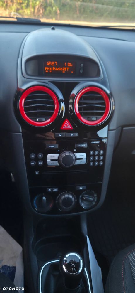 Opel Corsa 1.4 16V Color Race - 24