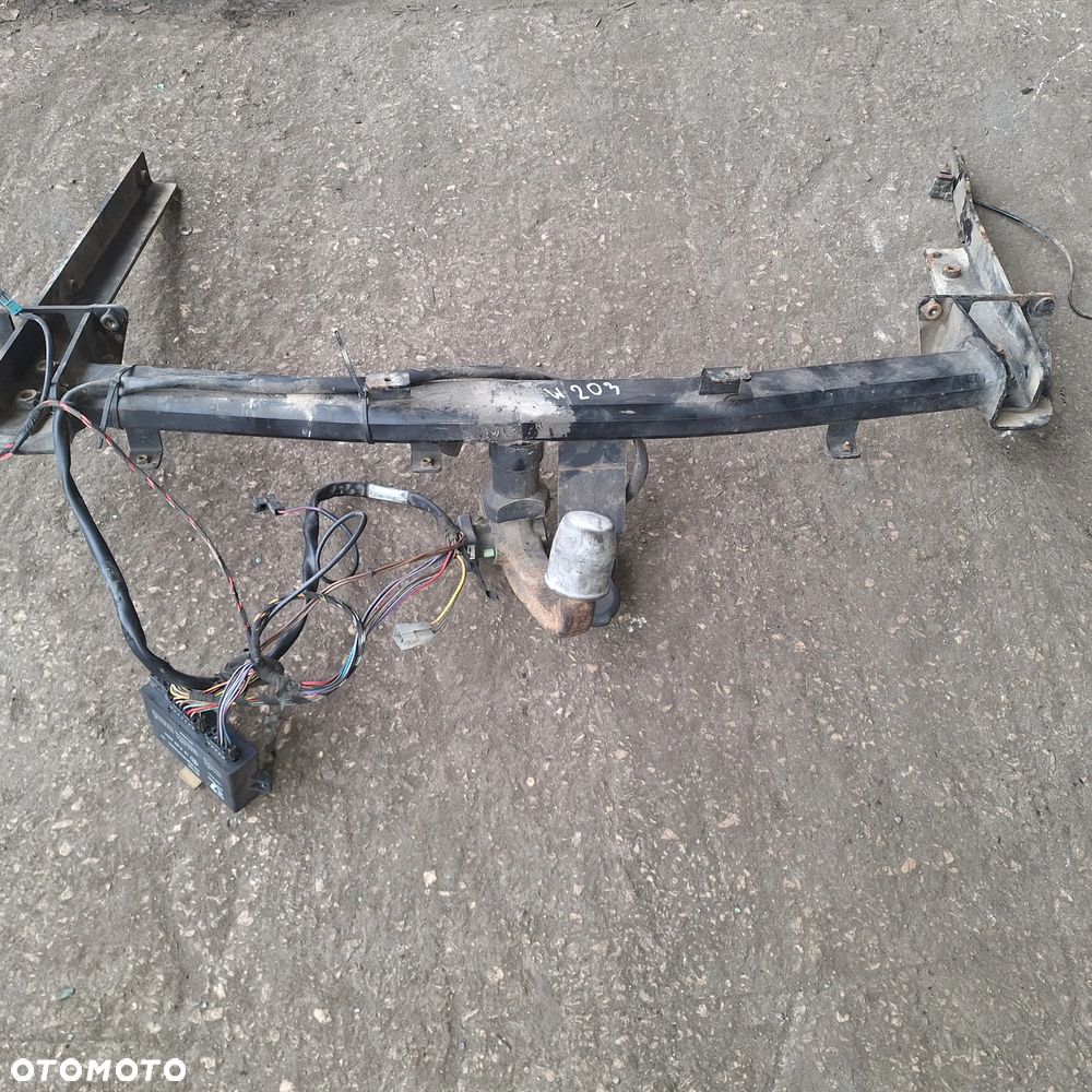 HAK HOLOWNICZY MERCEDES W203 - 6