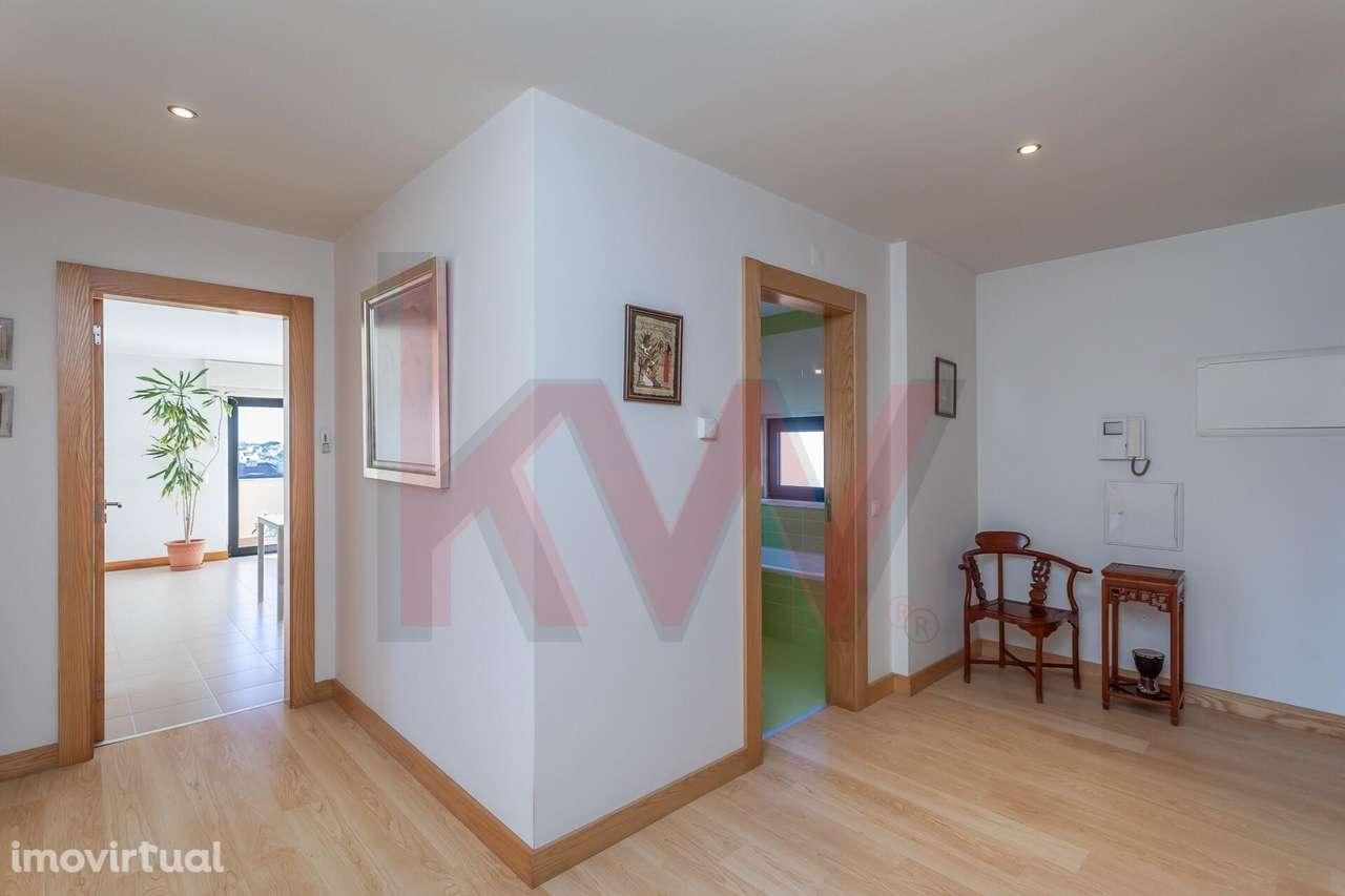 T4 com Vista Mar, Varandas, Ótima Exposição Solar e Box Tripla – Pened - Grande imagem: 5/35