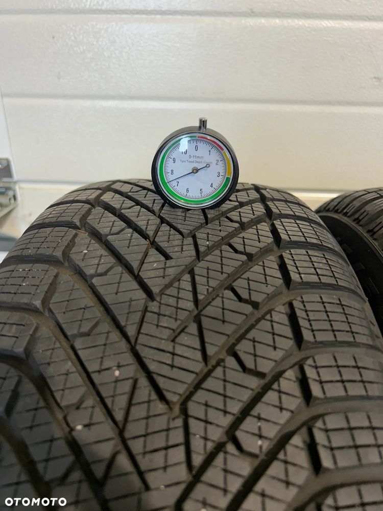 Oryginalne KOŁA FELGI 17 VW Passat B9 B8 Pirelli 215/55R17 2024r 7,5mm jak NOWE - 15