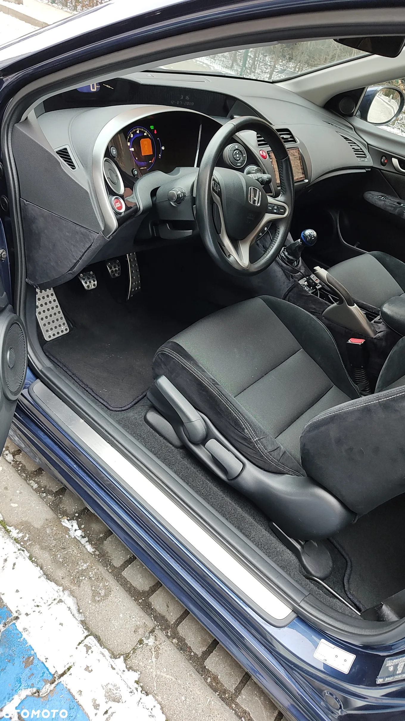 Honda Civic 2.0 i-VTEC Type R - 28