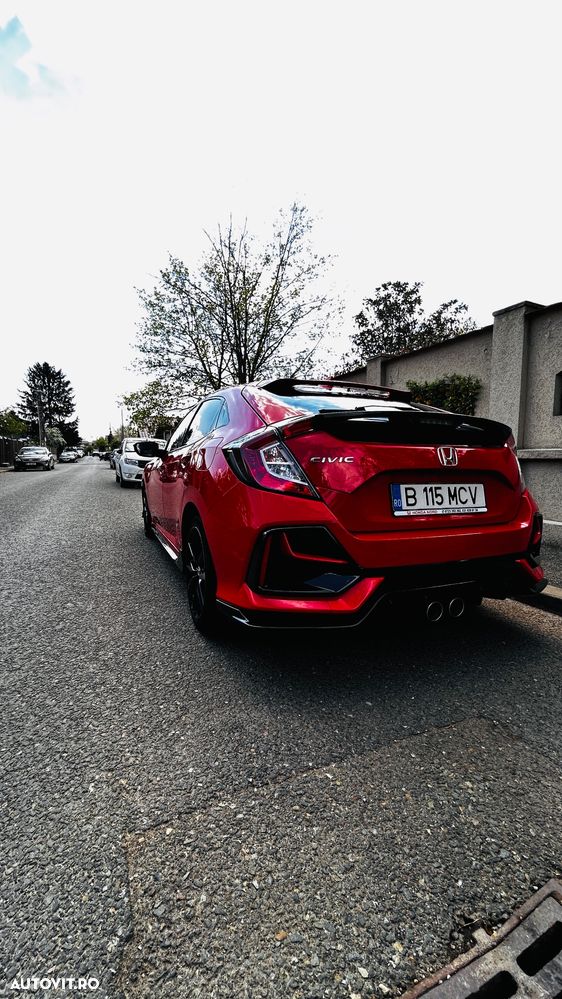 Honda Civic 1.5 VTEC Turbo CVT Sport Plus - 4