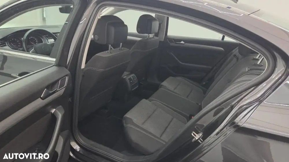 Volkswagen Passat 1.5 TSI ACT OPF DSG Comfortline - 19
