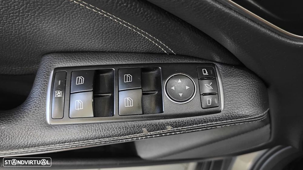 Mercedes-Benz CLA 200 d Shooting Brake AMG Line - 45