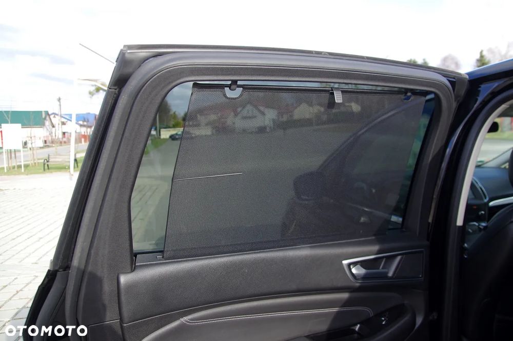 Ford S-Max 2.0 TDCi 4WD Titanium PowerShift - 19