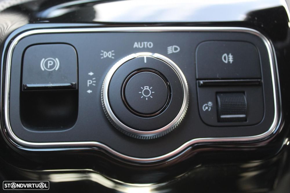 Mercedes-Benz CLA 200 d Shooting Brake Style Aut. - 15