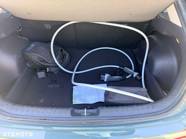 Kia Niro 64kWh L - 10