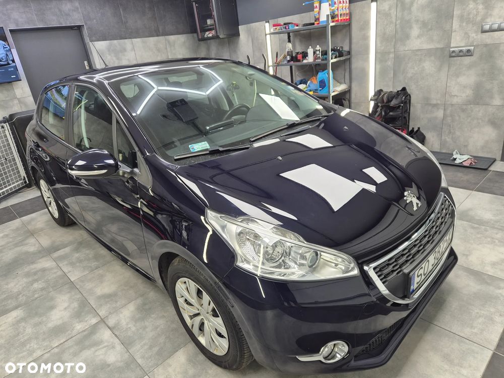 Peugeot 208 1.2 VTi Allure - 39