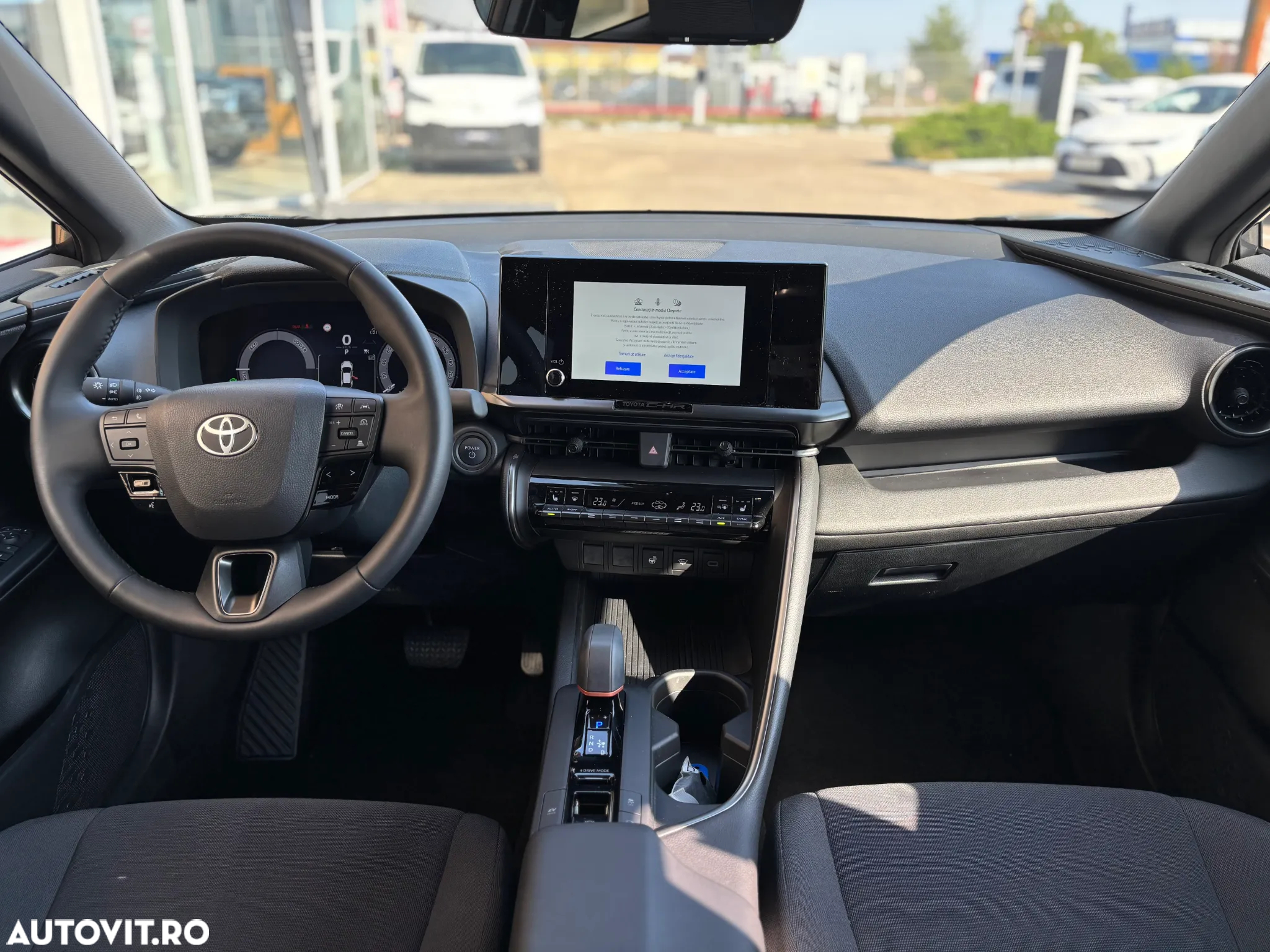 Toyota C-HR - 12