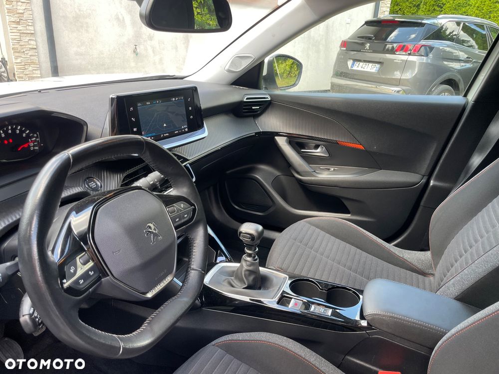 Peugeot 2008 PureTech 130 Allure Pack - 13