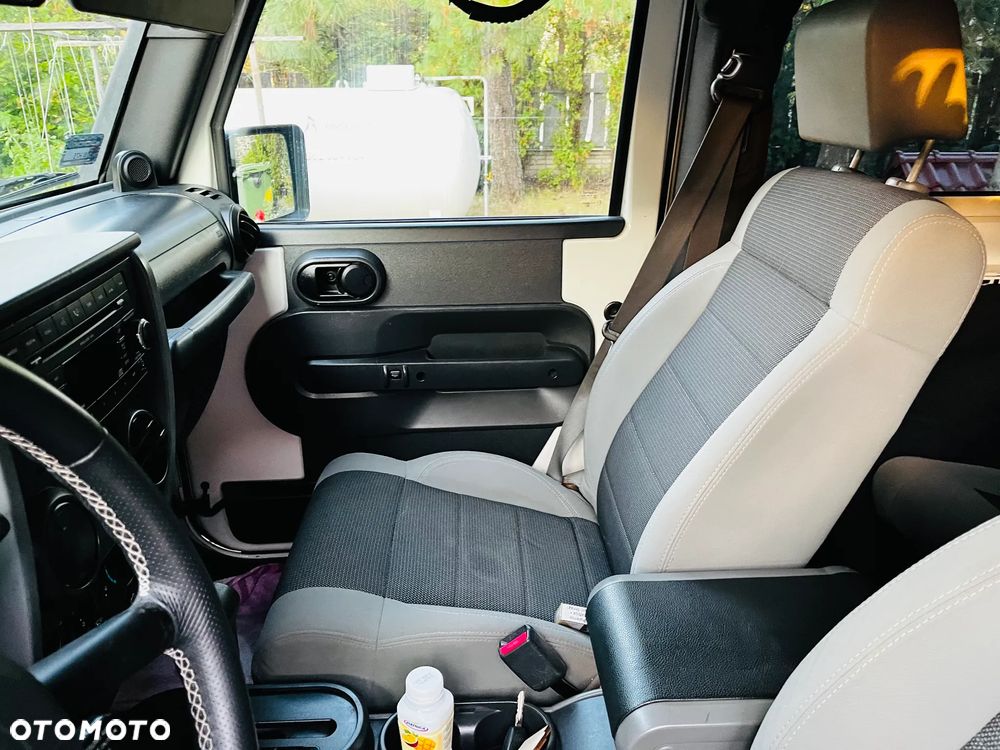 Jeep Wrangler 3.8 Sport - 19