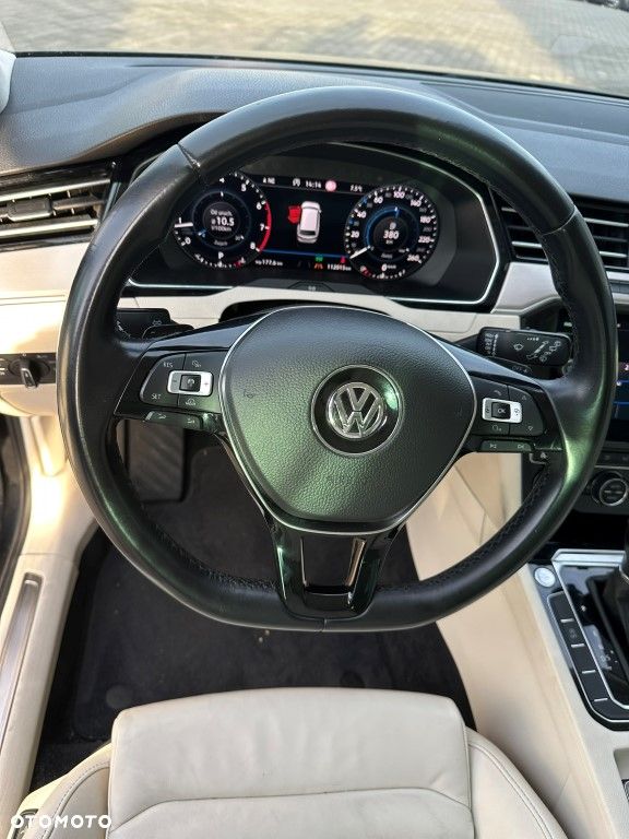 Volkswagen Passat 1.8 TSI (BlueMotion Technology) DSG Highline - 14