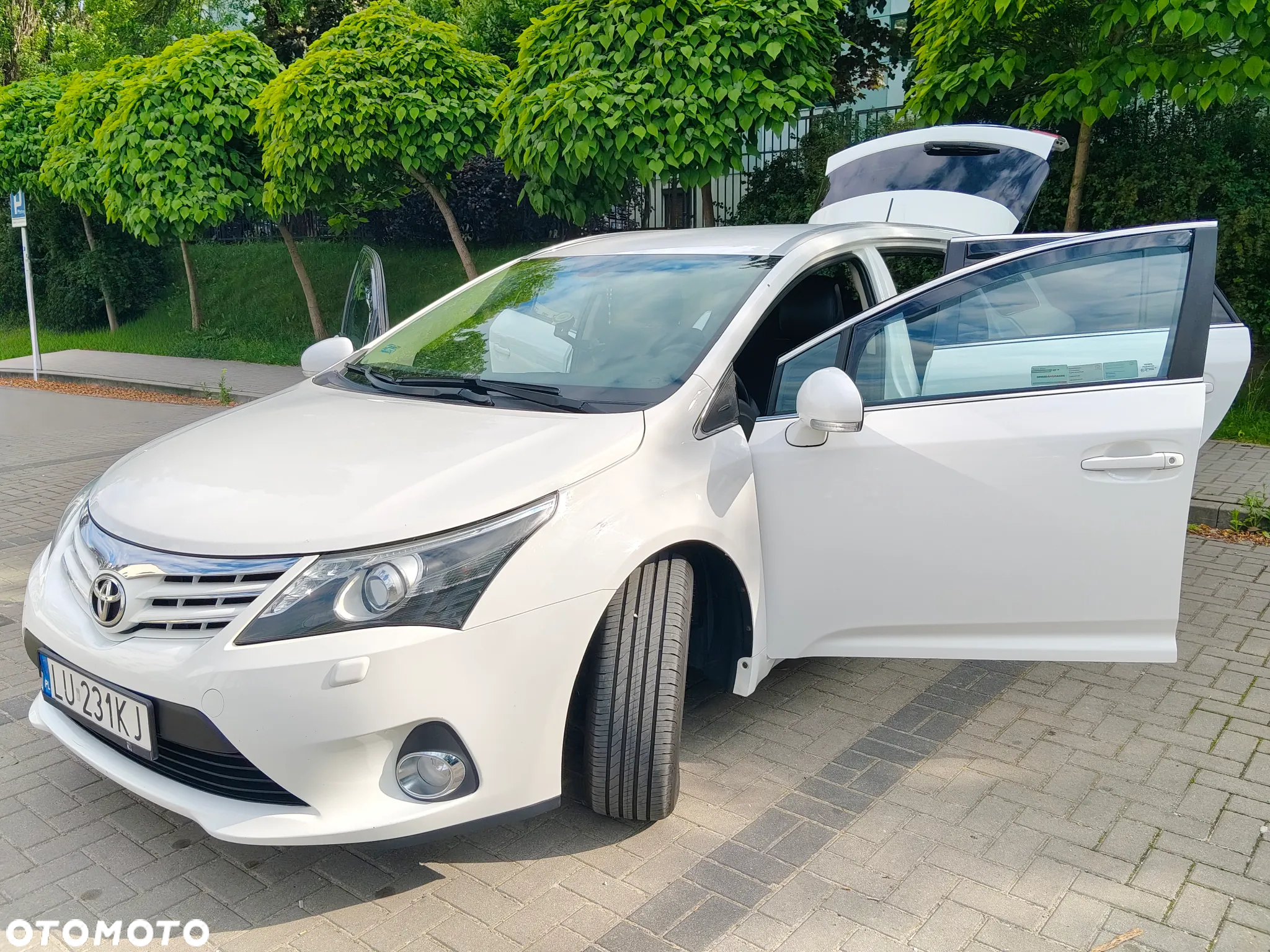 Toyota Avensis - 15