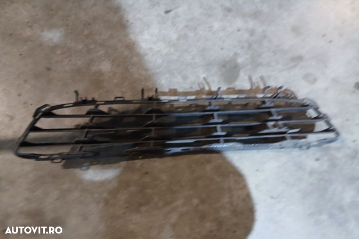 Grila bara fata centru 375768702 24460271 375768702 24460271 Opel Ast - 2