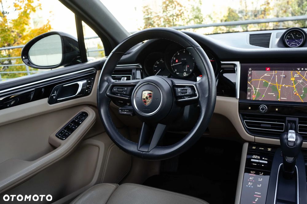 Porsche Macan - 23
