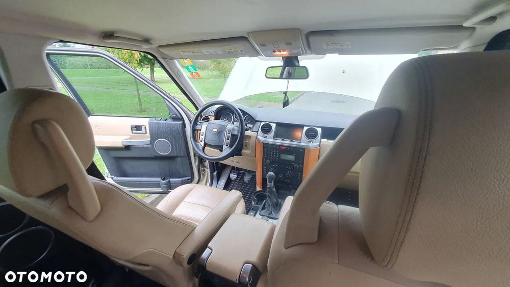 Land Rover Discovery IV 2.7D V6 HSE - 13