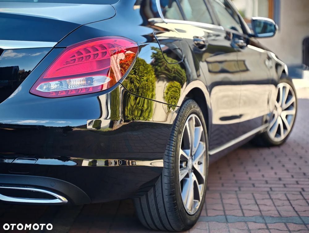 Mercedes-Benz Klasa C 180 7G-TRONIC Avantgarde - 25