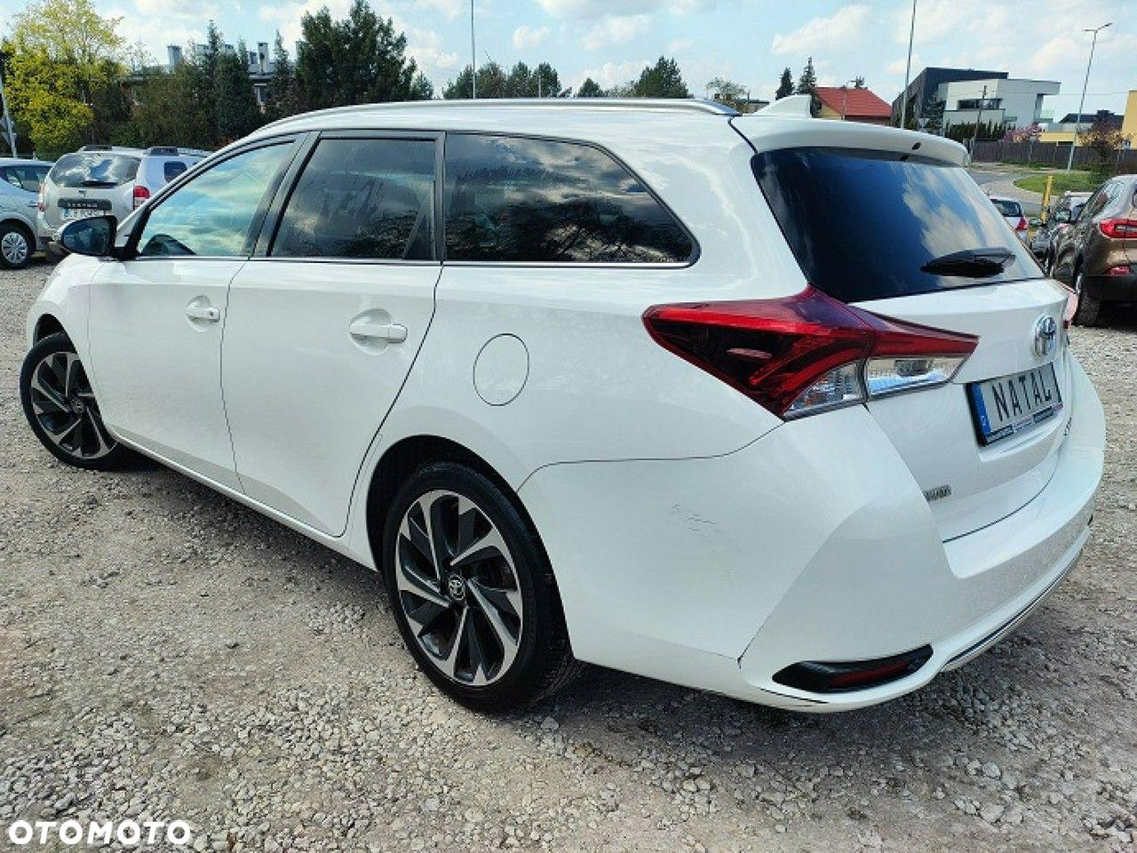 Toyota Auris - 4