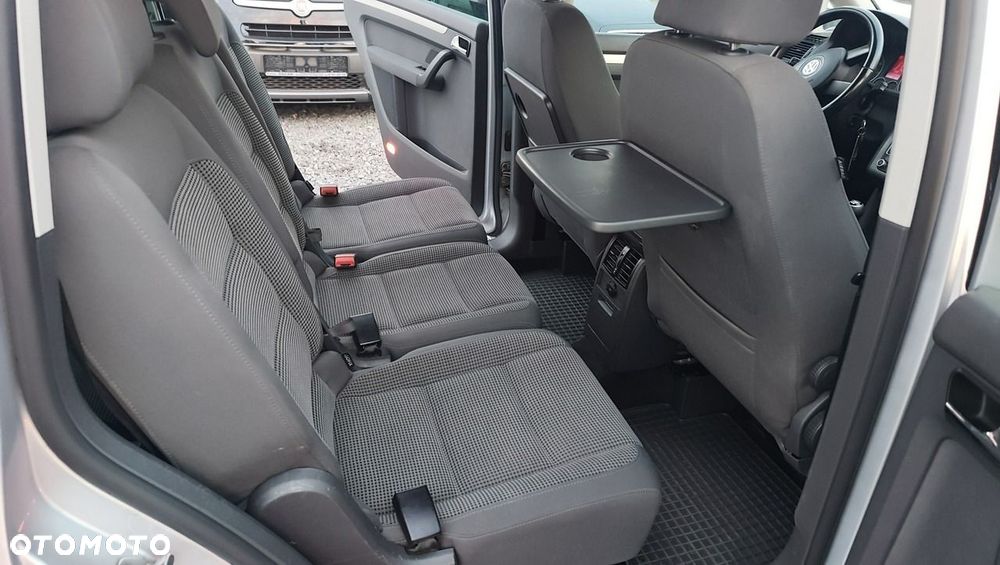 Volkswagen Touran 1.9 TDI DPF Highline - 18