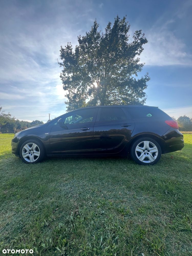 Opel Astra 1.4 Turbo Sports Tourer - 13