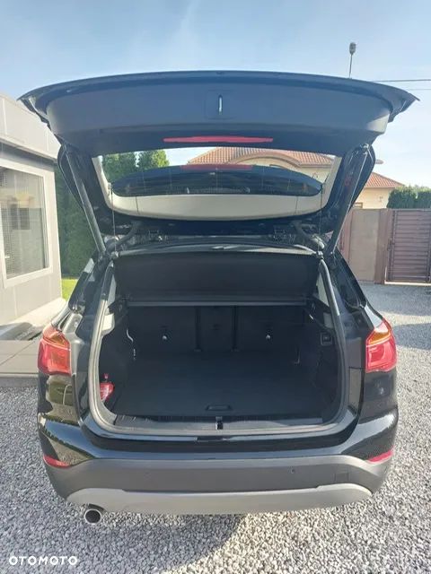 BMW X1 sDrive18i Advantage - 32