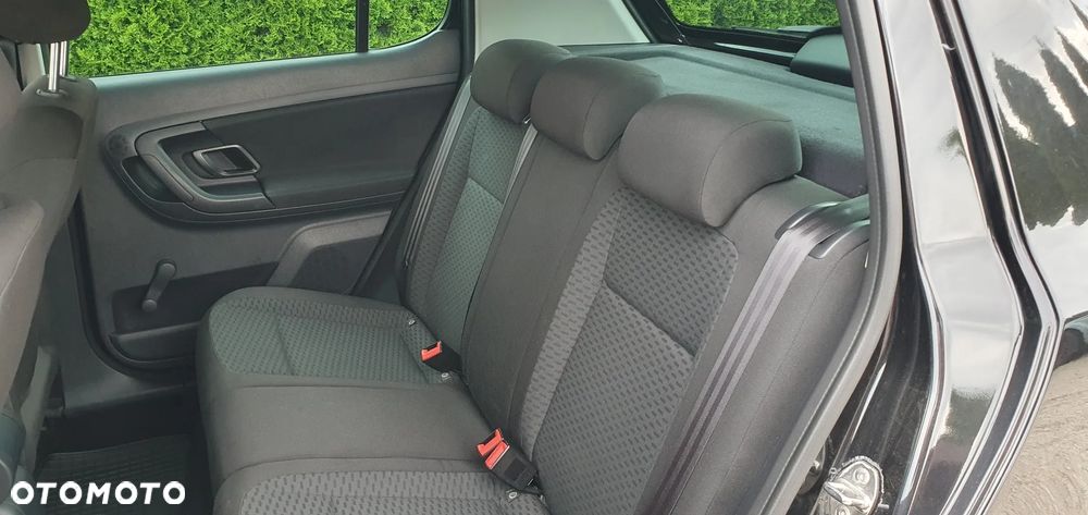 Skoda Fabia 1.2 TSI Ambiente - 33