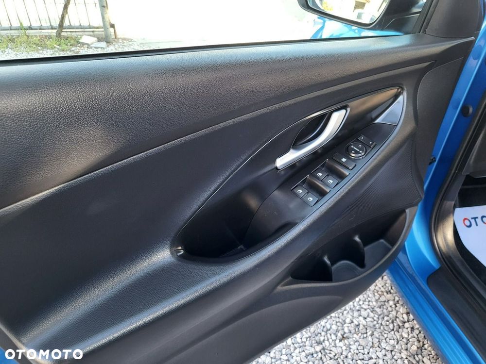 Hyundai i30 - 17