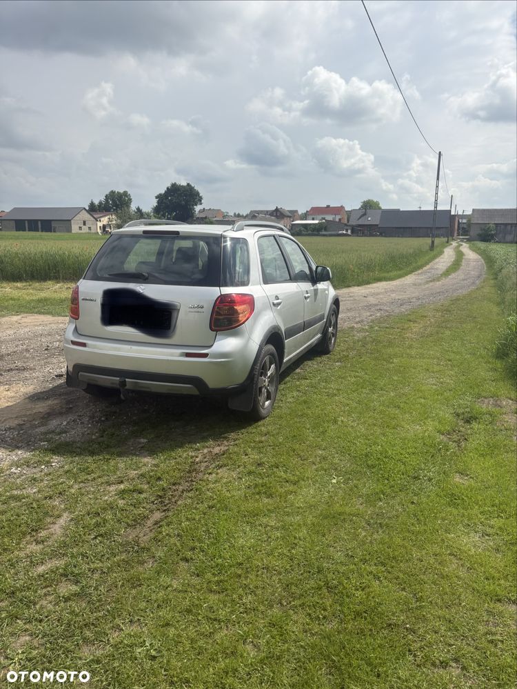 Suzuki SX4 - 3
