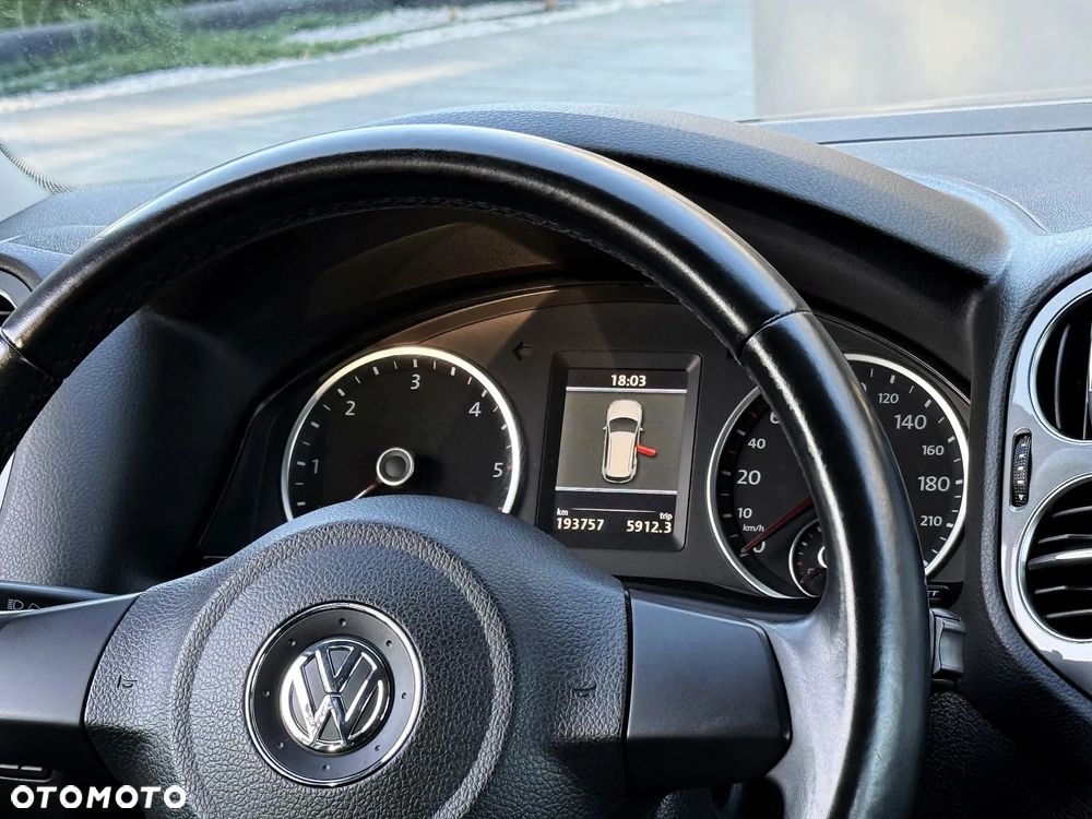 Volkswagen Tiguan - 4