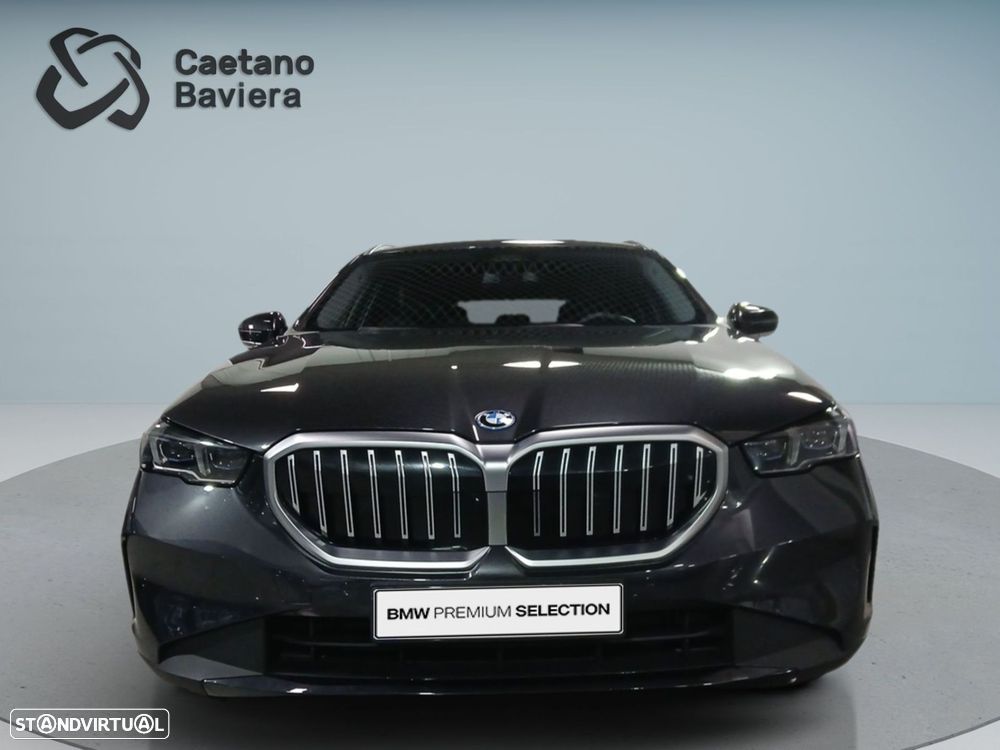 BMW 530 e Line Luxury - 3