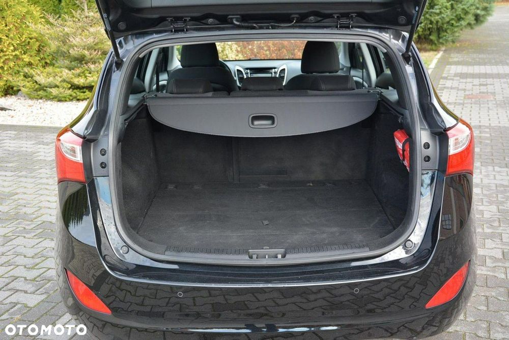 Hyundai i30 1.6 GDI BlueDrive Comfort - 31