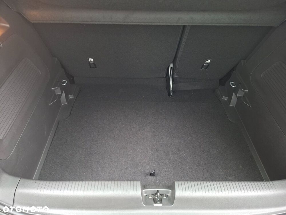 Opel Crossland - 16